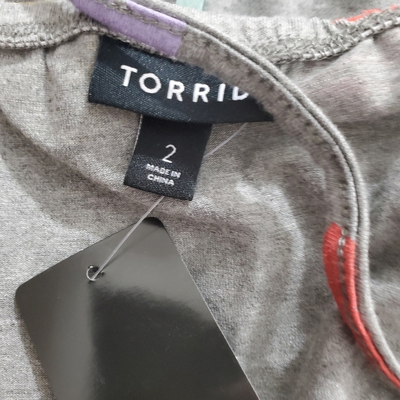 NWT Torrid Maxi Dress Strappy Grey Novelty Kiss Lip Print Size 2X 18 - 20 - Picture 9 of 12